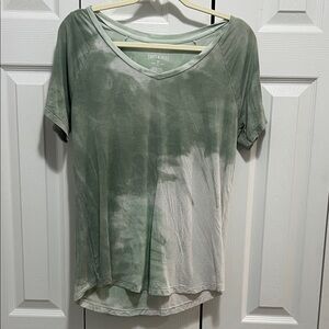 American Eagle Outfitters Green and White Tie-Dye Tee